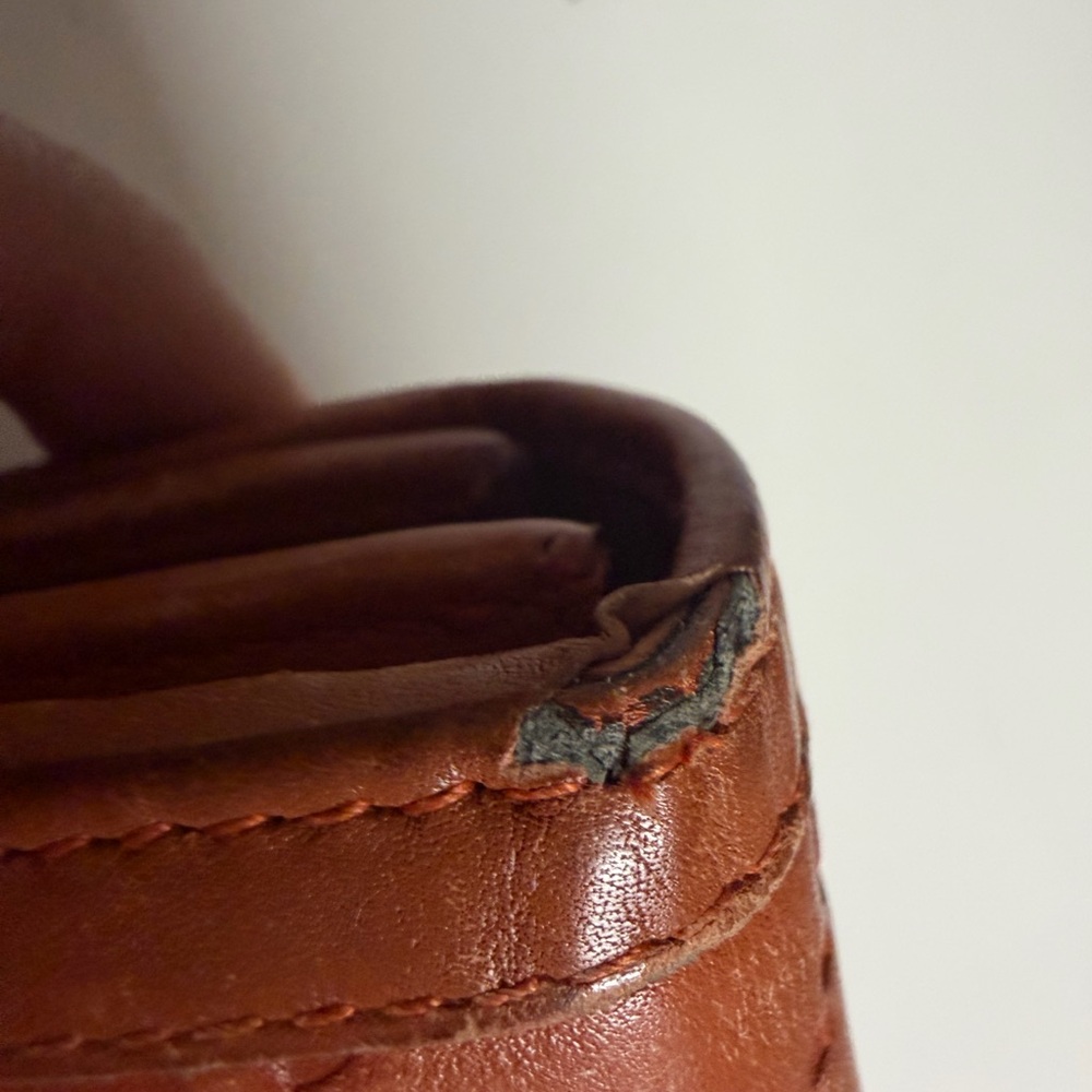 Gucci Brown Embossed Leather Continental Wallet with Double G Hardware. - Picture 4 of 8